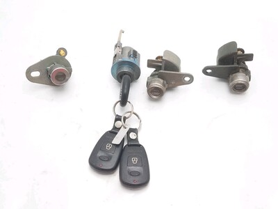 8190517C30 Hyundai MATRIX