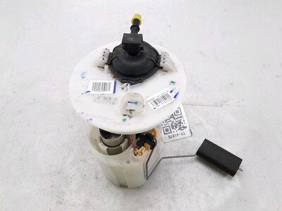 2027086 Ford KA+