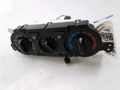 7820B270 Mitsubishi L-200