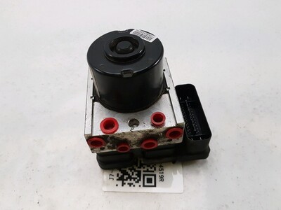 00004541V8 Peugeot 206 +