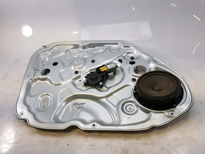 824501P000 KIA VENGA