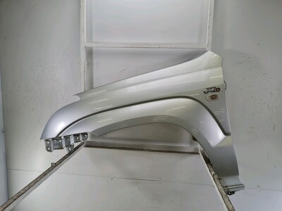 538026A180 Toyota LANDCRUISER