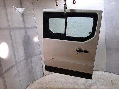 Right rear sliding door used - Renault TRAFIC - 821002409R - GPA