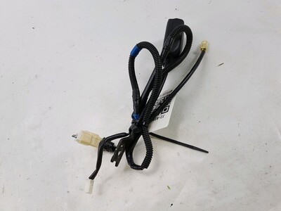 7323052572C0 Toyota URBAN CRUISER