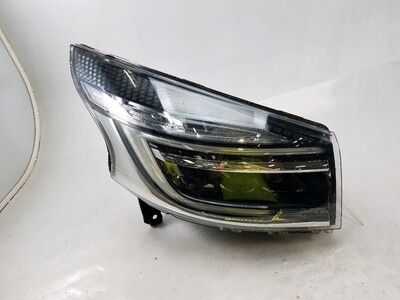 Right headlight used - Renault TRAFIC - 260103799R - GPA