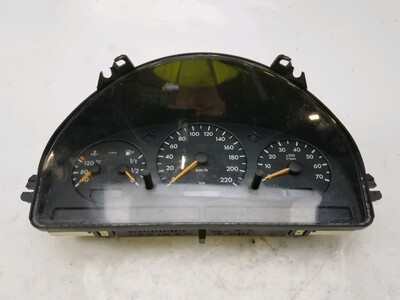 1635409211 Mercedes CLASSE ML