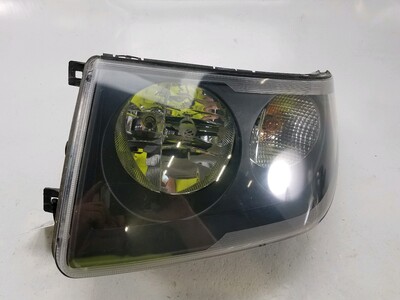 Left headlight used - Volkswagen CRAFTER - 2E1941015 - GPA