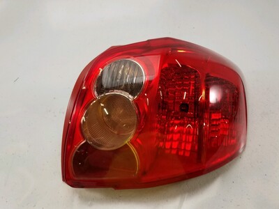 Right rear light used - Toyota AURIS - 8155102400 - GPA