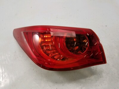 Left rear light used - Infinity Q50 - 26555-6HH0B - GPA