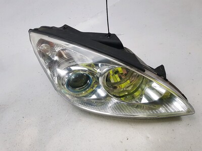 921042L122 Hyundai I30
