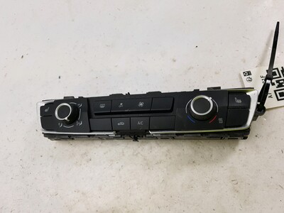 64 11 9384044 BMW SERIE 1