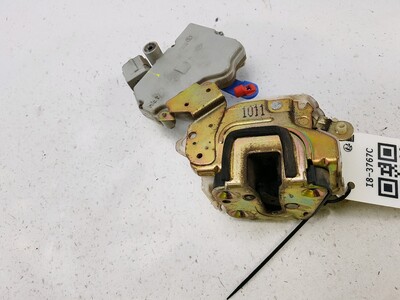 80502-4F165- Nissan TERRANO