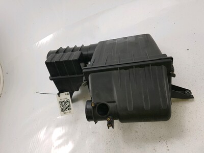 1370063J00000 Suzuki SWIFT
