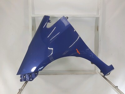 Left front fender used - Toyota VERSO-S - 5381252300 Left front fender used - Toyota VERSO-S - 5381252300