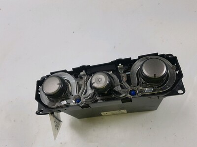 7820A071 Mitsubishi GRANDIS