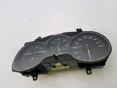 1P0920810FXZ03 Seat LEON