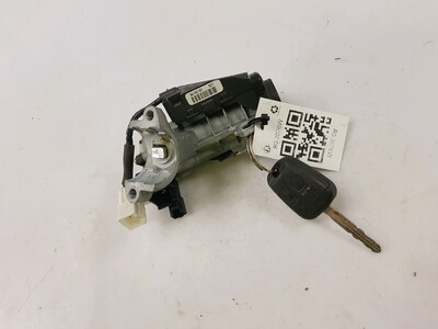 6905705050 Toyota AVENSIS