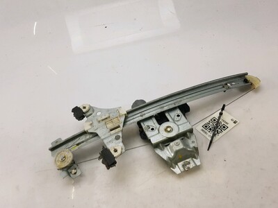 6982005041 Toyota AVENSIS