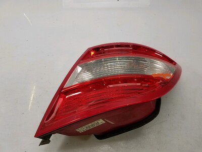 2049069202 Mercedes CLASSE C