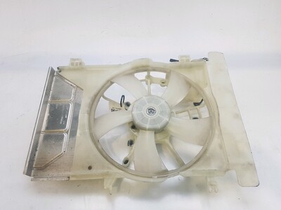 163600Q031 Toyota YARIS