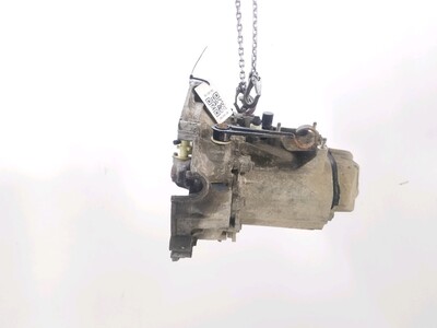 20CE13 Peugeot 205