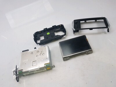 16 238 417 80 Peugeot 208