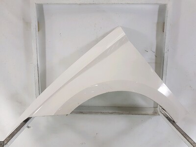 Left front fender - 6F0821105B Left front fender - 6F0821105B