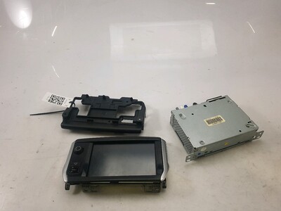 Multimedia Radio used - Peugeot 208 - 16 087 592 80 - GPA