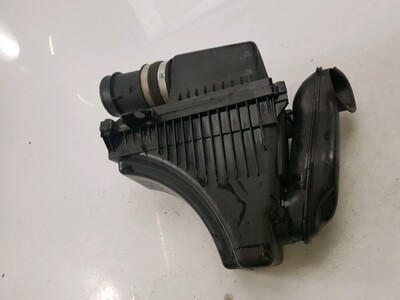 1370068L50000 Suzuki SWIFT