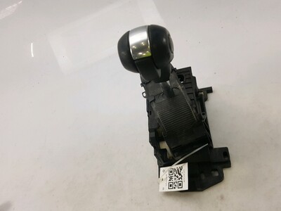 Gear paddle used - Land Rover DISCOVERY - LR021516 - GPA