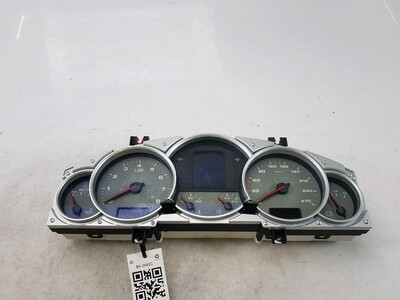 955641235 31 Porsche CAYENNE