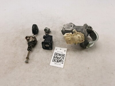 690050F030 Toyota VERSO