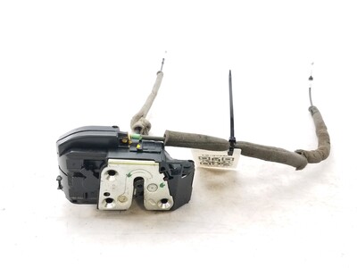 82501-EY11D Nissan QASHQAI +2