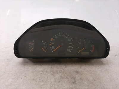 2025402048 Mercedes CLASSE C