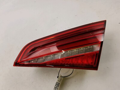 8V4945094C Audi A3 SPORTBACK