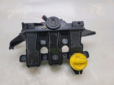 1326400Q1F Nissan QASHQAI QASHQAI +2