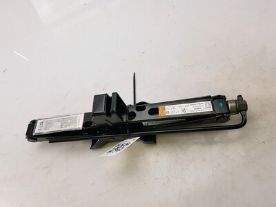 995506136R Renault ARKANA