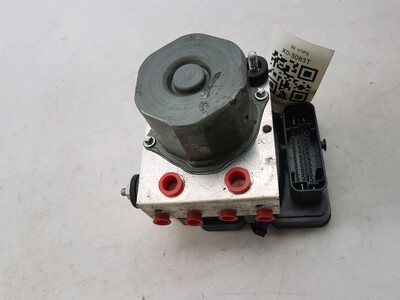 47660-HW21A Infiniti QX30