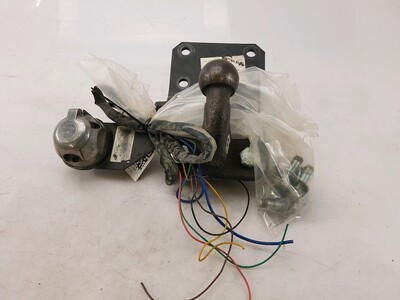 14138 Toyota LANDCRUISER
