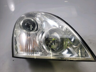 8310208B14 Ssangyong REXTON