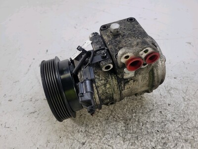 977012F200 KIA CERATO