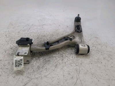 1563300500 Mercedes CLASSE GLA