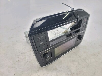 1S0035871A  Volkswagen UP