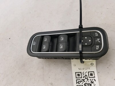 A 167 905 98 03  9051 Mercedes CLASSE A