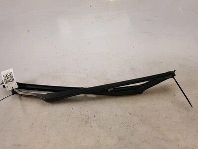 Front wiper arms (x2) used - Renault VEL SATIS - 7701050944