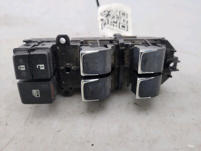 8404078030 Lexus NX