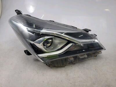 811300DK10 Toyota YARIS