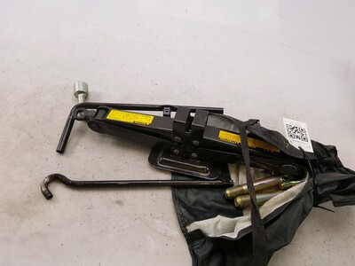 0911028120 Toyota PREVIA