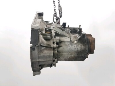 20CA40 Peugeot 205