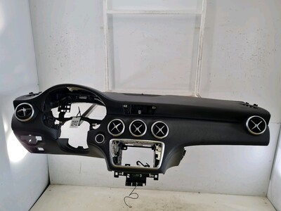 17668018019H68 Mercedes CLASSE A